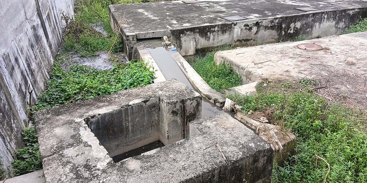 दिसापिसाब मानवबस्ती नजिकै छाड्दा मन्थलीमा दुर्गन्ध फैलियो