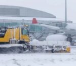 अमेरिकामा भारी हिमपातः १४ हजारभन्दा बढी उडान रद्द