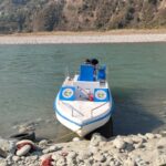 रामेछापको मन्थलीमा पानीजहाजमा ‘सरर’ : तामाकोसी नदीमा पहिलो पटक जेटबोट सेवा