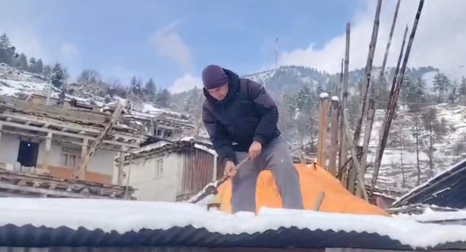 देशका पश्चिमी भू–भागमा हिमपात र वर्षा, मुगुमा हिउँ पन्छाउने चटारो